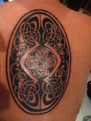 Celtic Knot Back Tattoos Pic